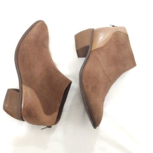 Charles David Brown Western Style Yasmin Cowboy Ankle Boots - Picture 1 of 7